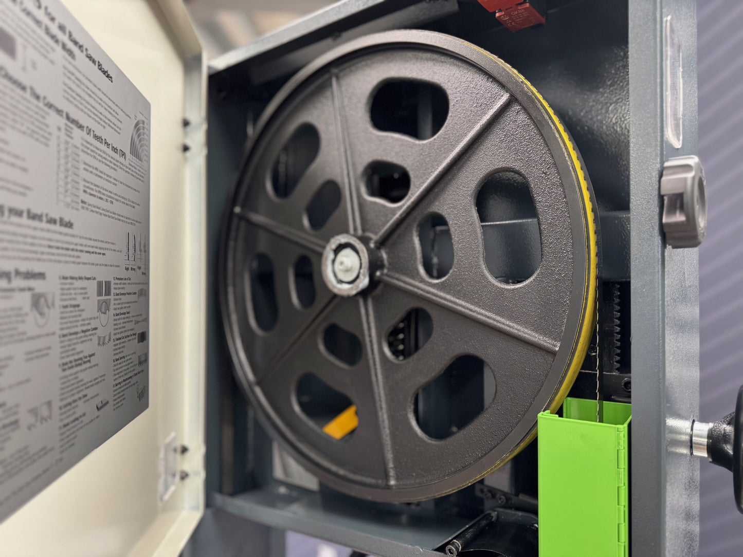 Woodfast 450mm (18") Electronic Variable Speed Wood / Metal Bandsaw 2.5HP 240V BS450A-EVS