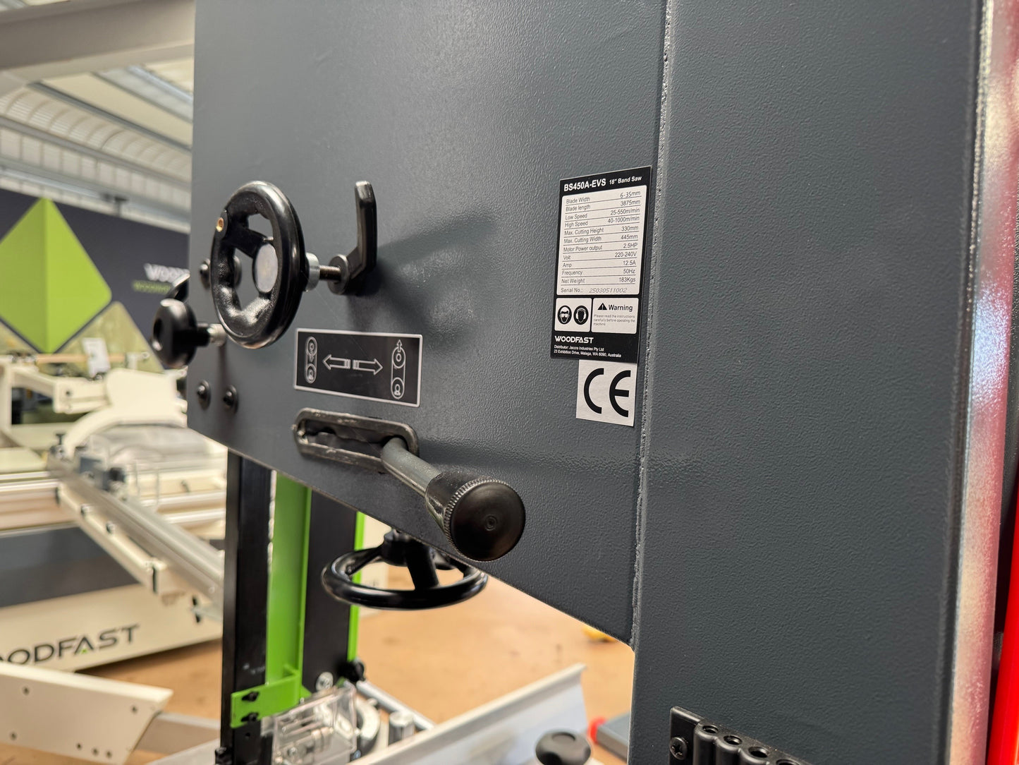 Woodfast 450mm (18") Electronic Variable Speed Wood / Metal Bandsaw 2.5HP 240V BS450A-EVS