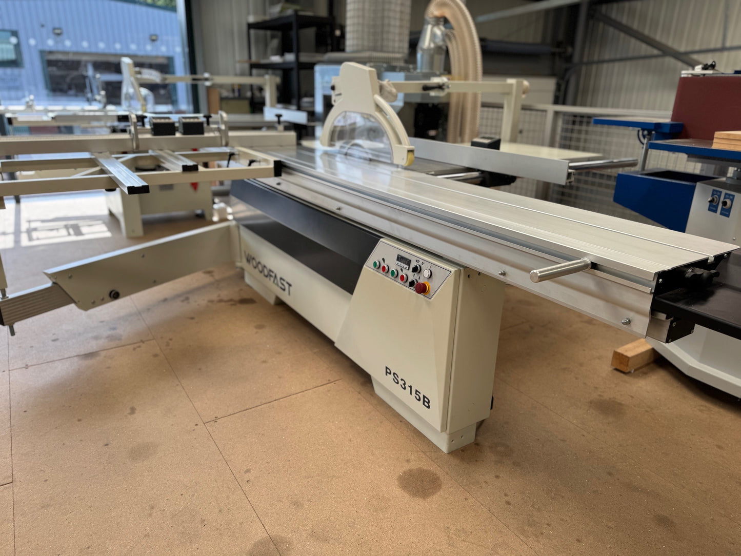 Woodfast PS315B 315mm (12") 5.5HP 3.2m Sliding Table Panel Saw 400V  DIGITAL