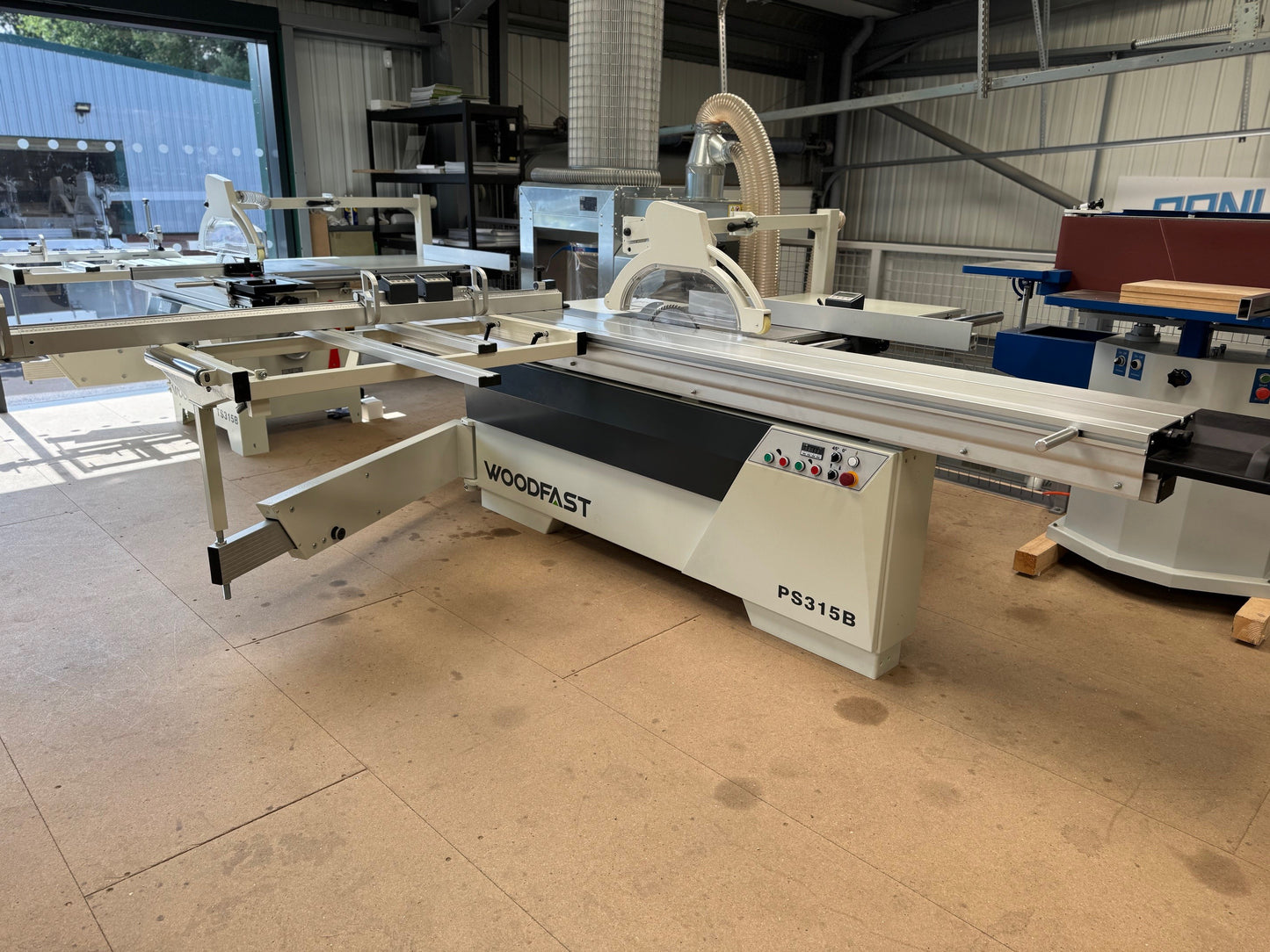 Woodfast PS315B 315mm (12") 5.5HP 3.2m Sliding Table Panel Saw 400V  DIGITAL
