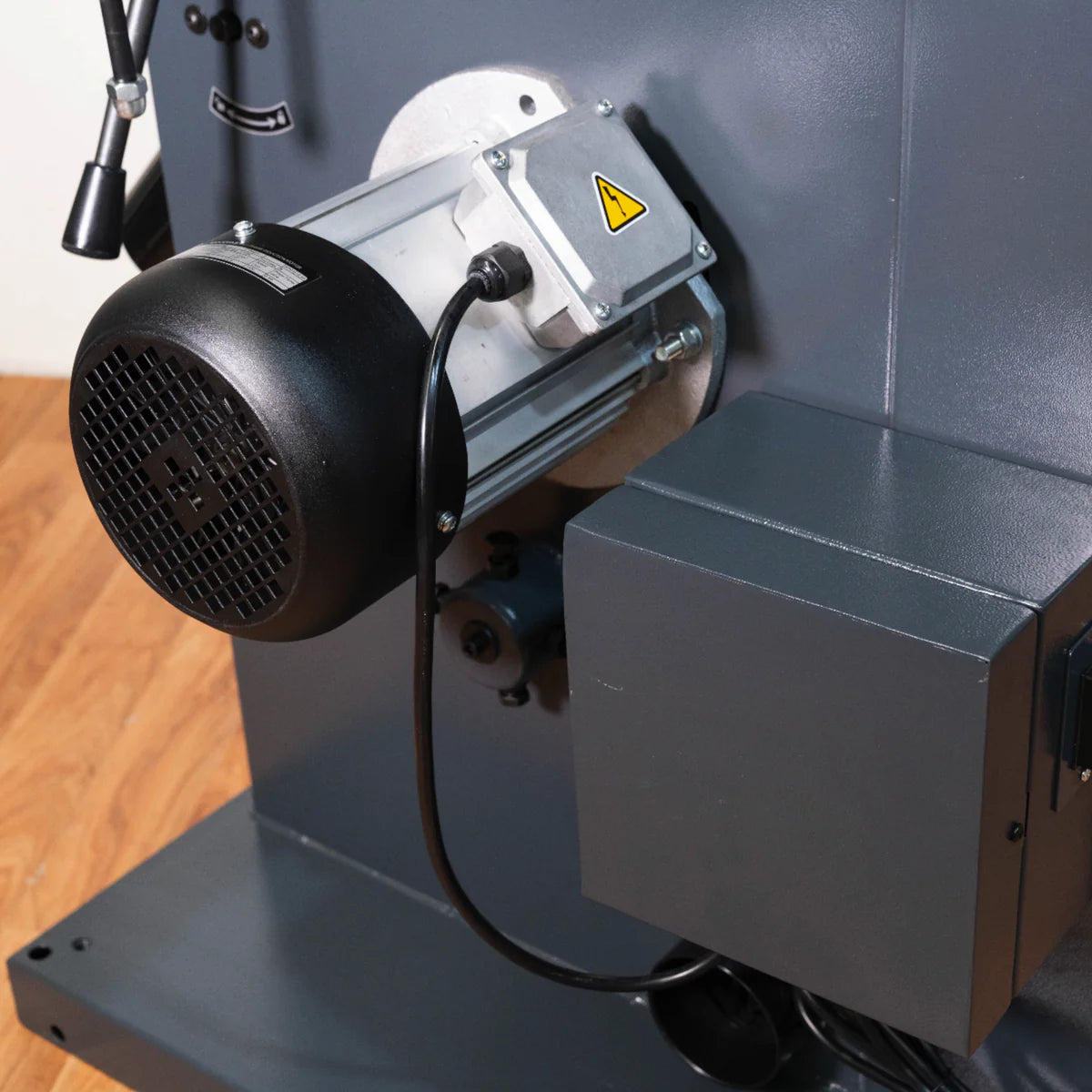 Woodfast 450mm (18") Electronic Variable Speed Wood / Metal Bandsaw 2.5HP 240V BS450A-EVS