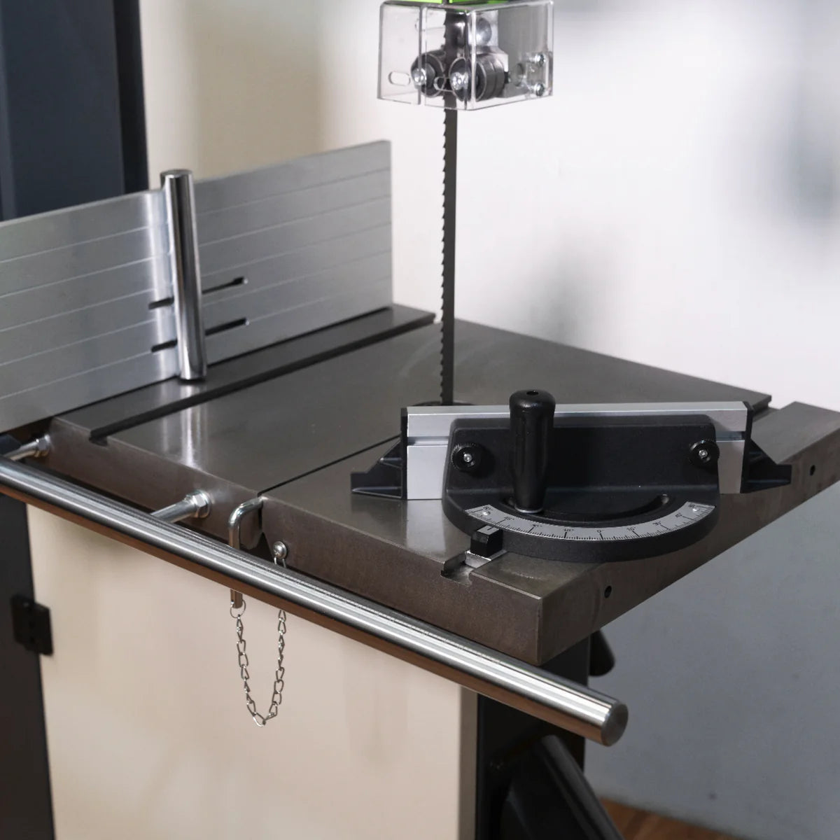 Woodfast 450mm (18") Electronic Variable Speed Wood / Metal Bandsaw 2.5HP 240V BS450A-EVS