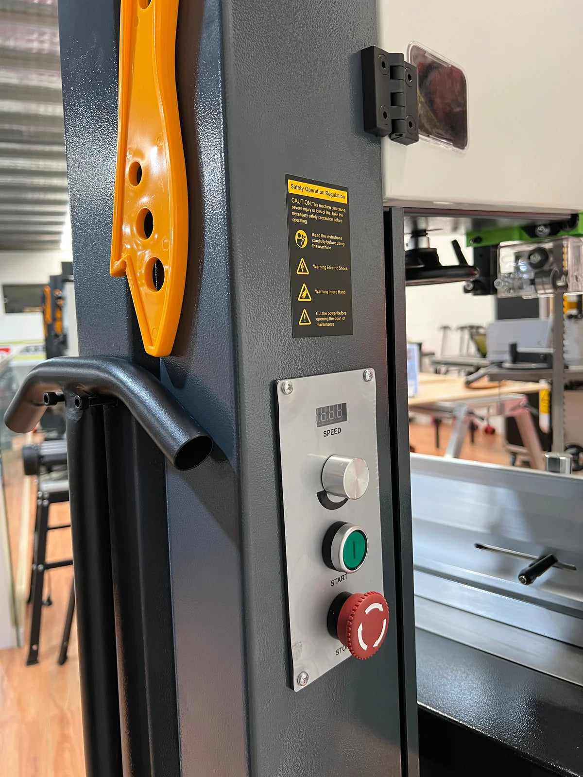 Woodfast 450mm (18") Electronic Variable Speed Wood / Metal Bandsaw 2.5HP 240V BS450A-EVS