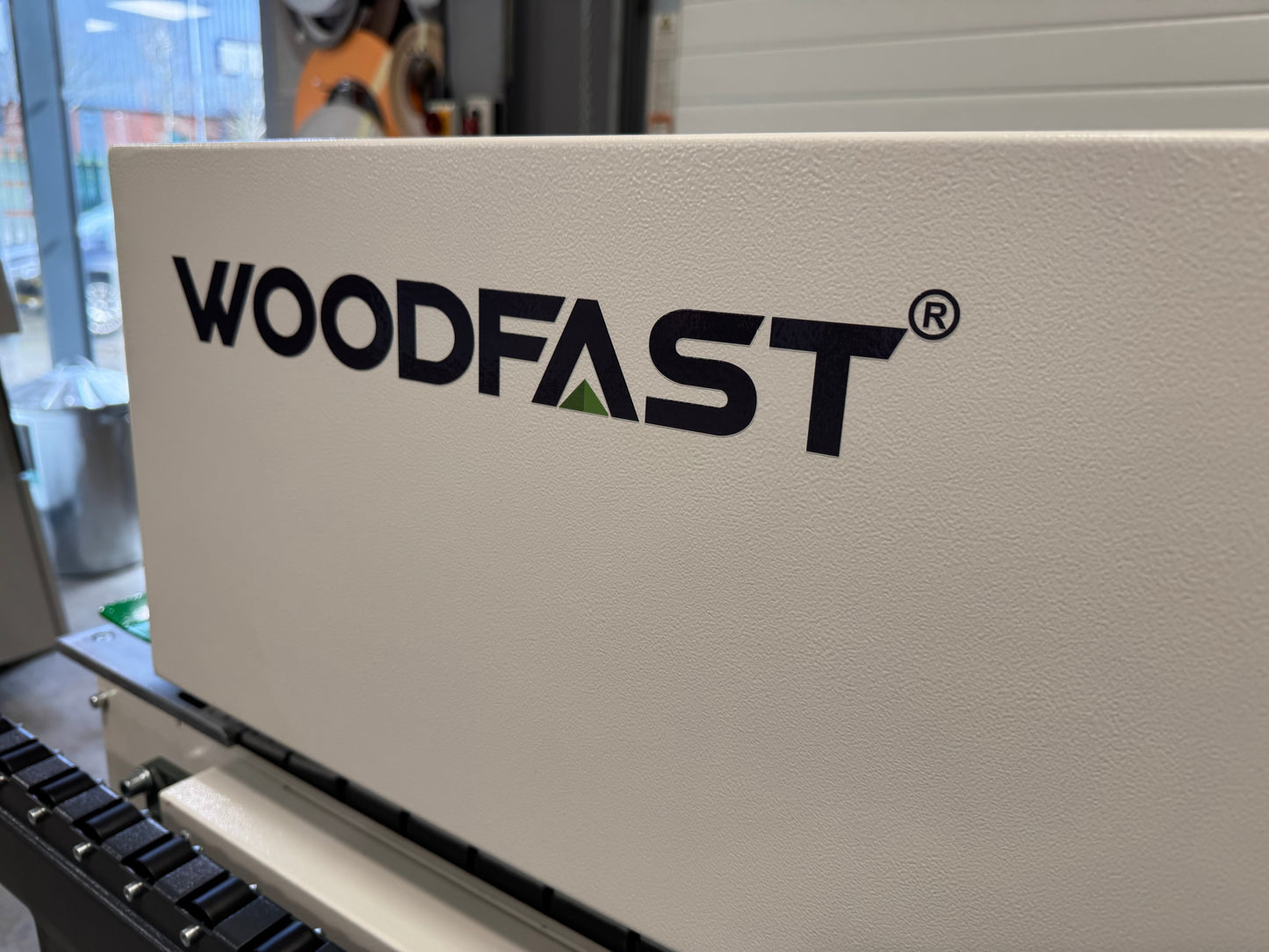Woodfast EB560 Edgebander with Pre-milling