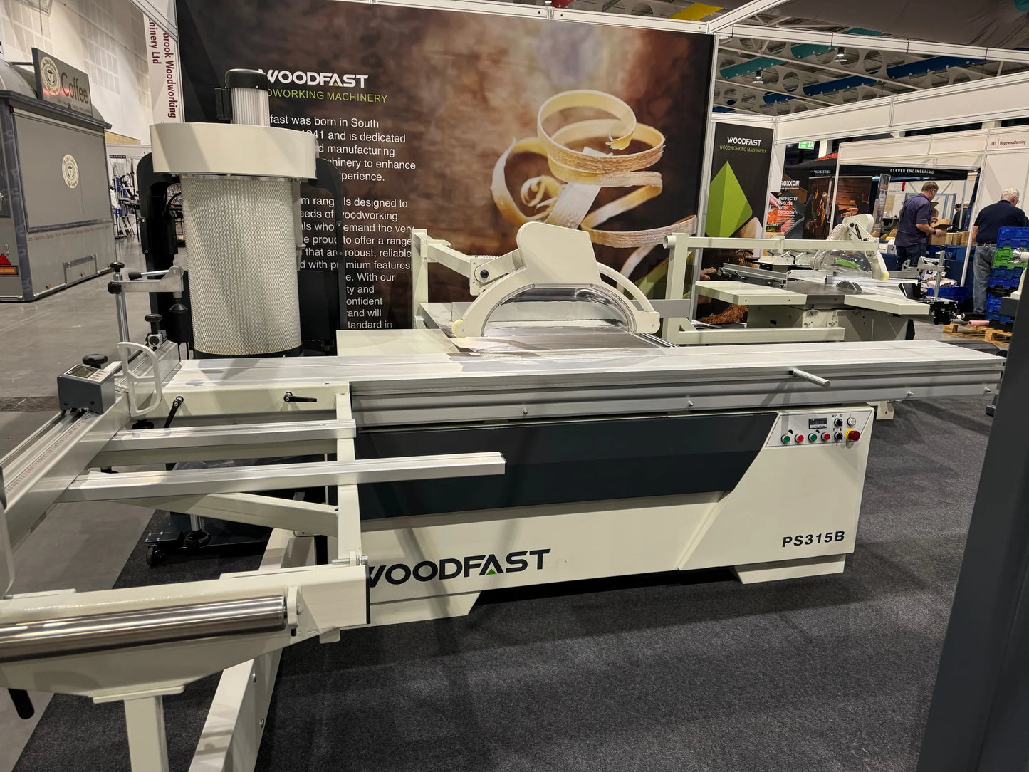 Woodfast PS315B 315mm (12") 5.5HP 3.2m Sliding Table Panel Saw 400V  DIGITAL