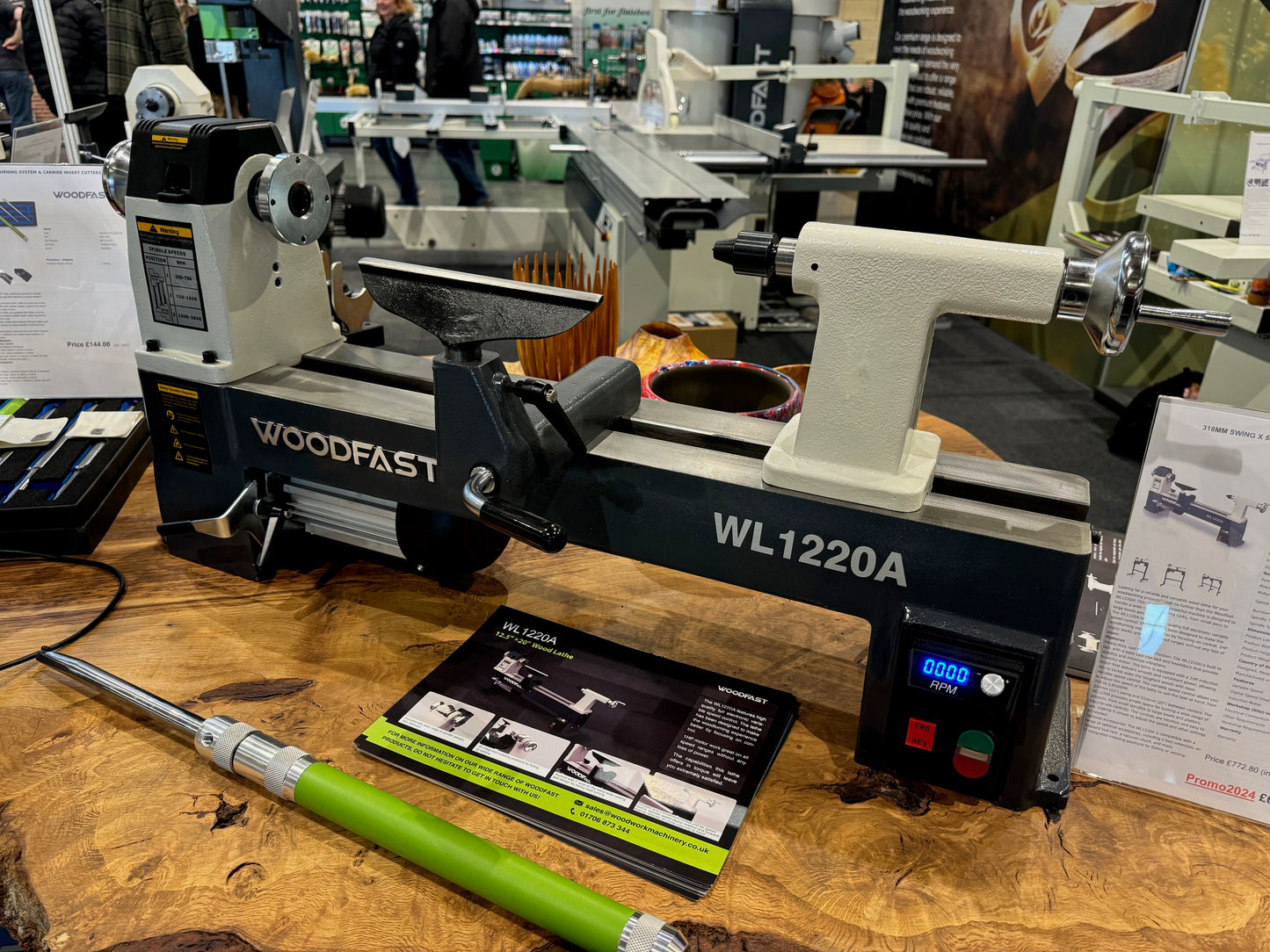 Woodfast WL1220A- Variable Speed Wood turning Lathe