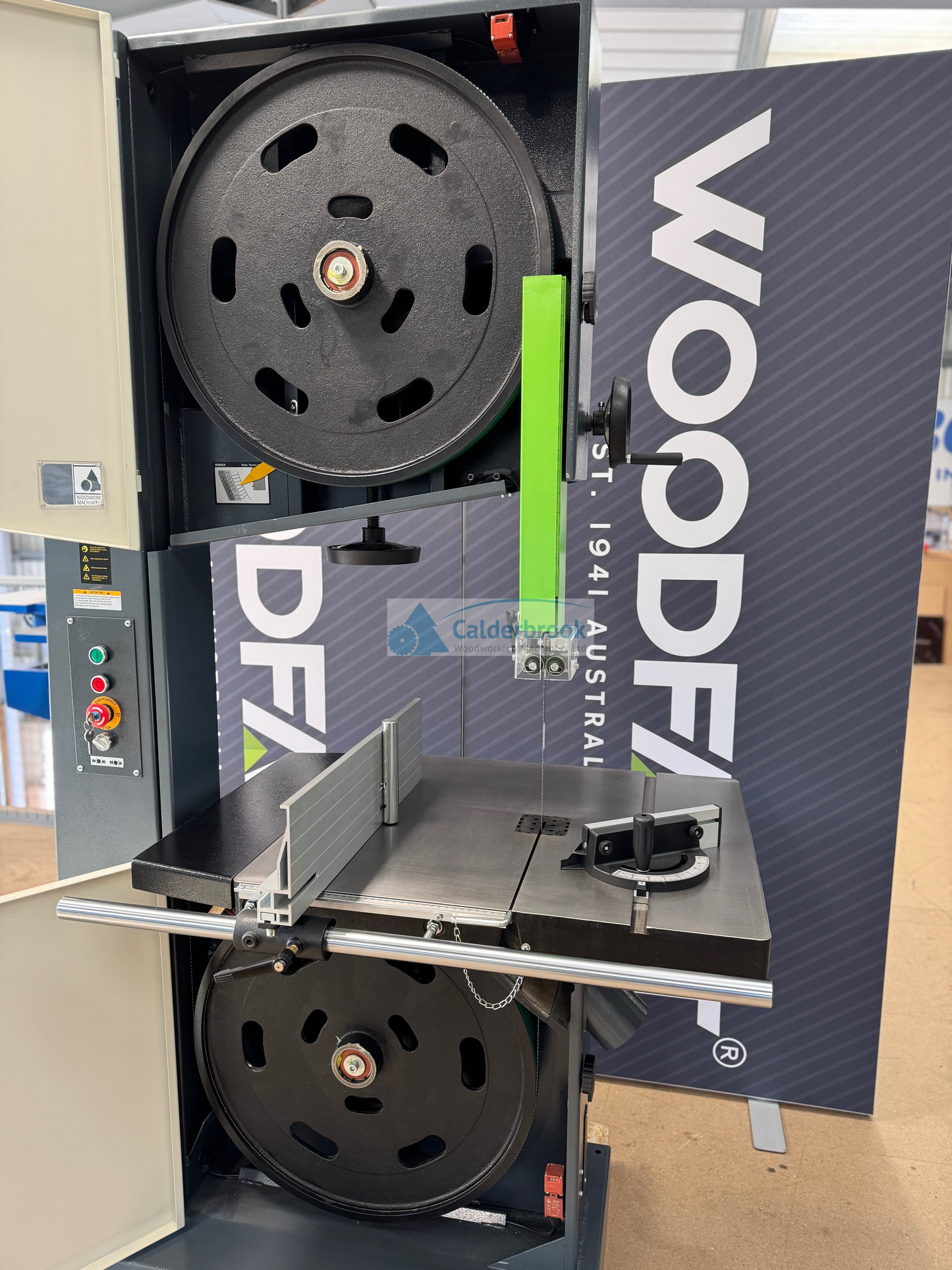 Woodfast BS600A (24") 5.5hp 415v 3 phase heavy duty Bandsaw