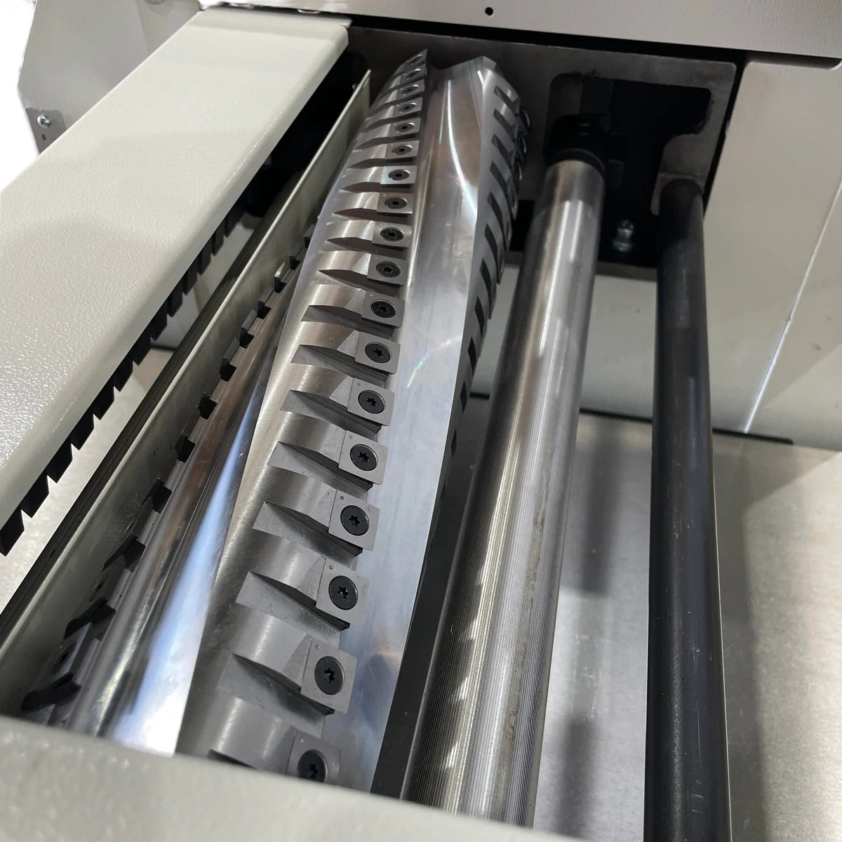 Woodfast TH410A 400mm (16") Thicknesser with Spiral Head Cutter Block