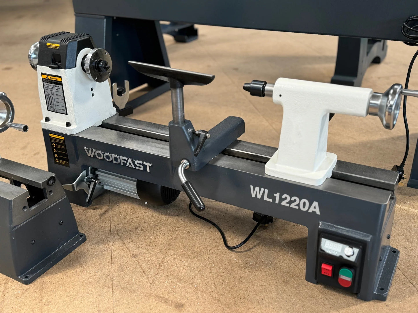 Woodfast WL1220A- Variable Speed Wood turning Lathe
