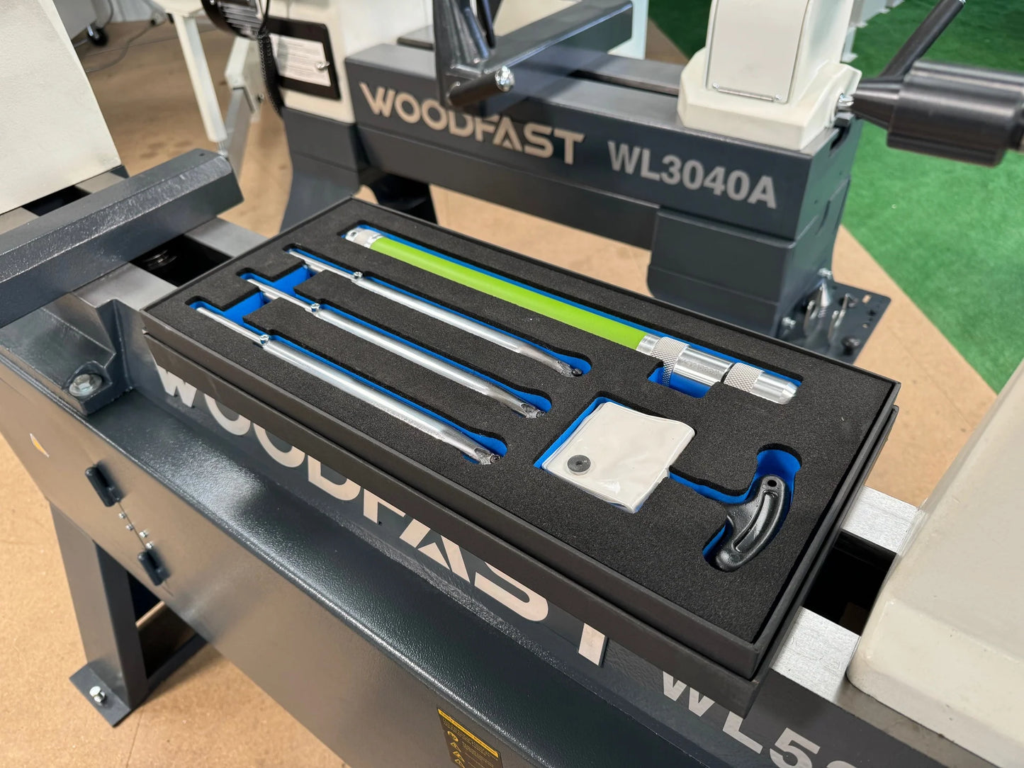 Woodfast WL1220A- Variable Speed Wood turning Lathe