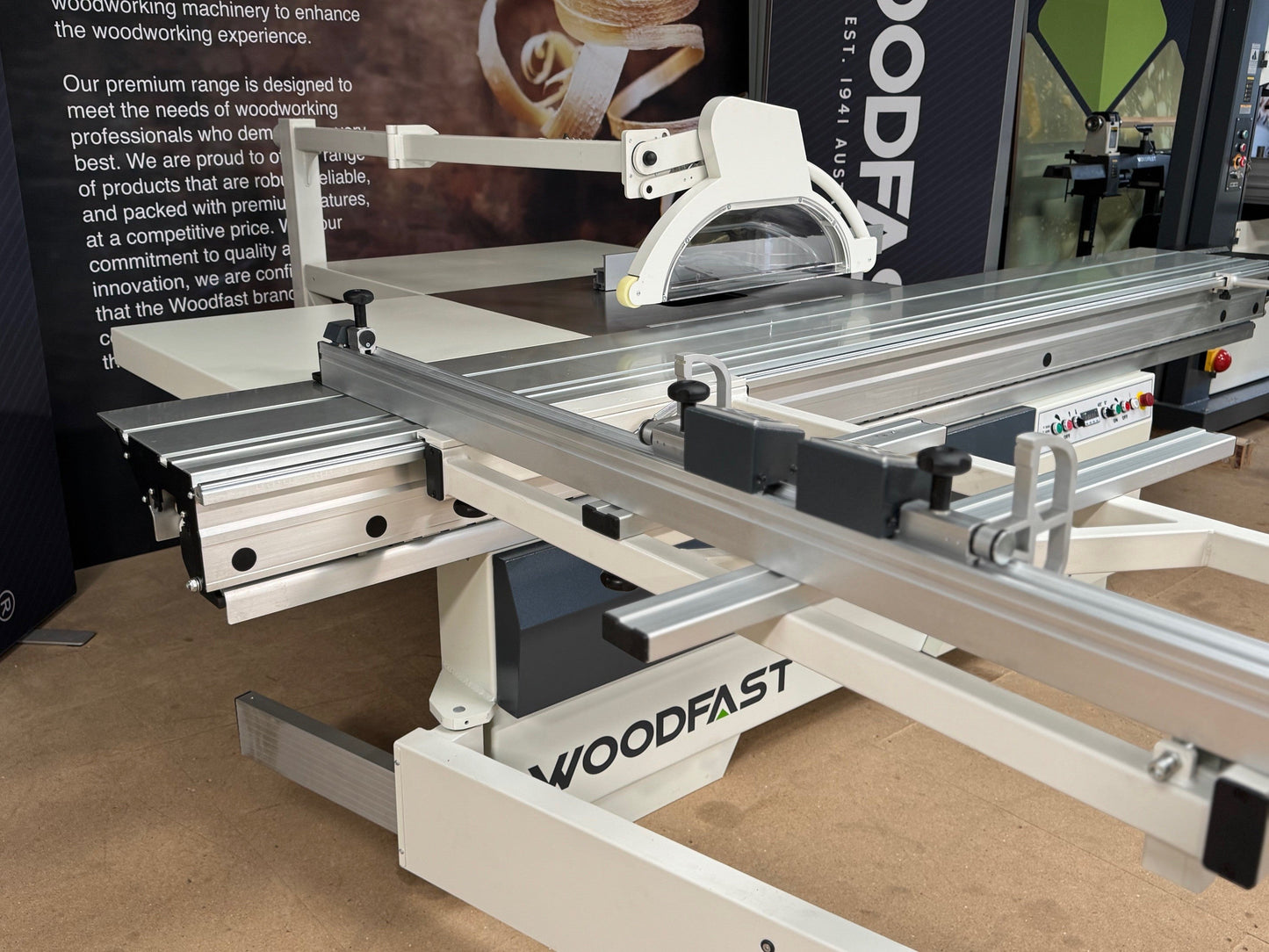 Woodfast PS400B Heavy duty 400mm 7.5HP 3.2m Sliding Table panel saw