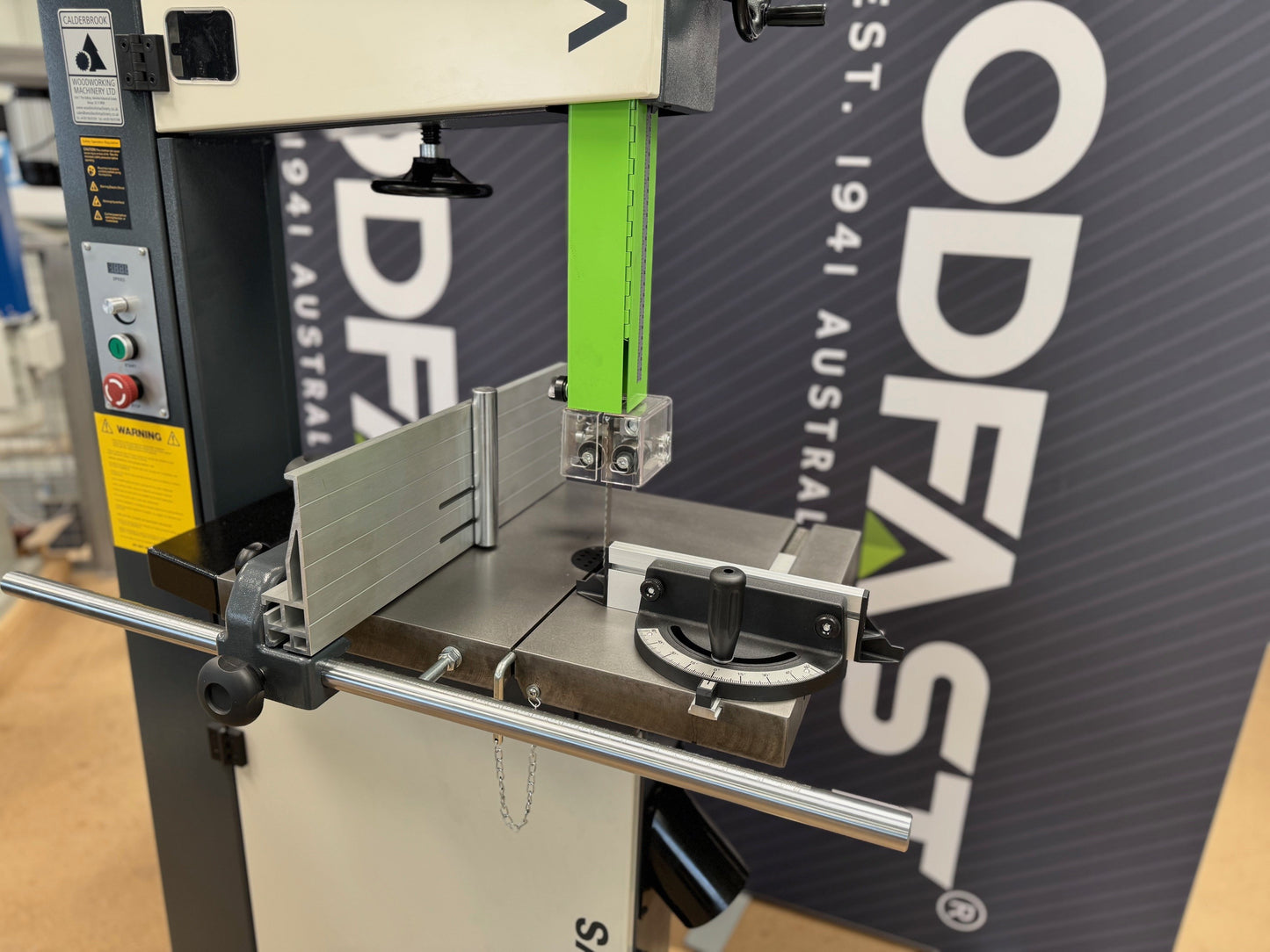 Woodfast 450mm (18") Electronic Variable Speed Wood / Metal Bandsaw 2.5HP 240V BS450A-EVS