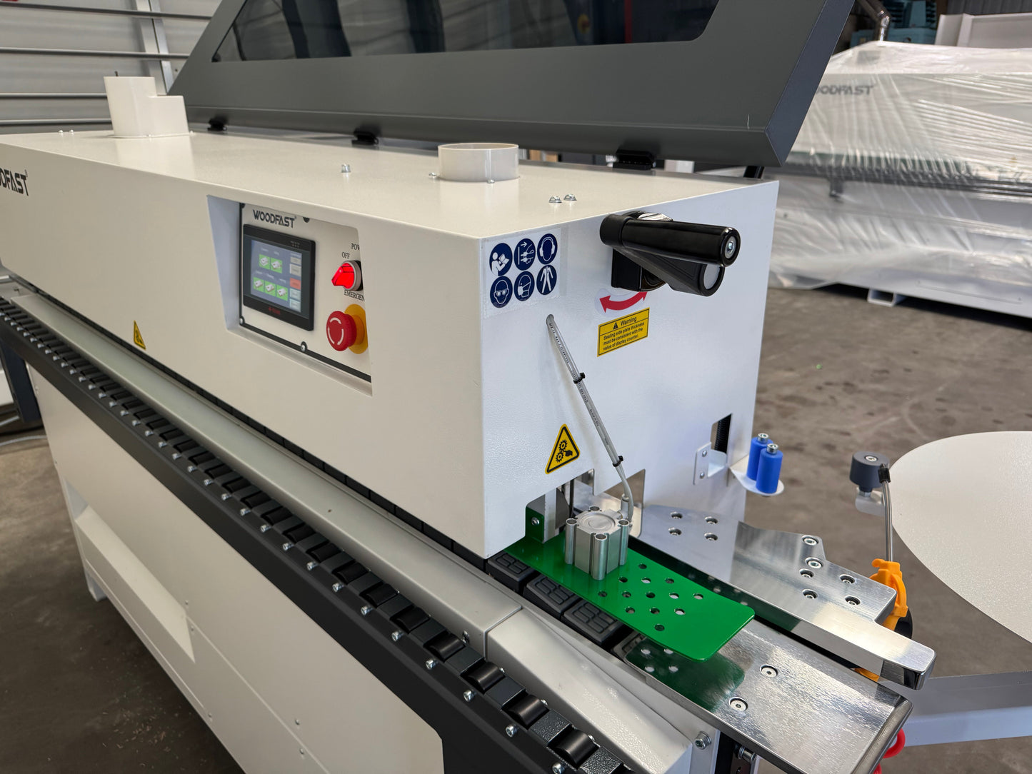 Woodfast EB560 Edgebander with Pre-milling
