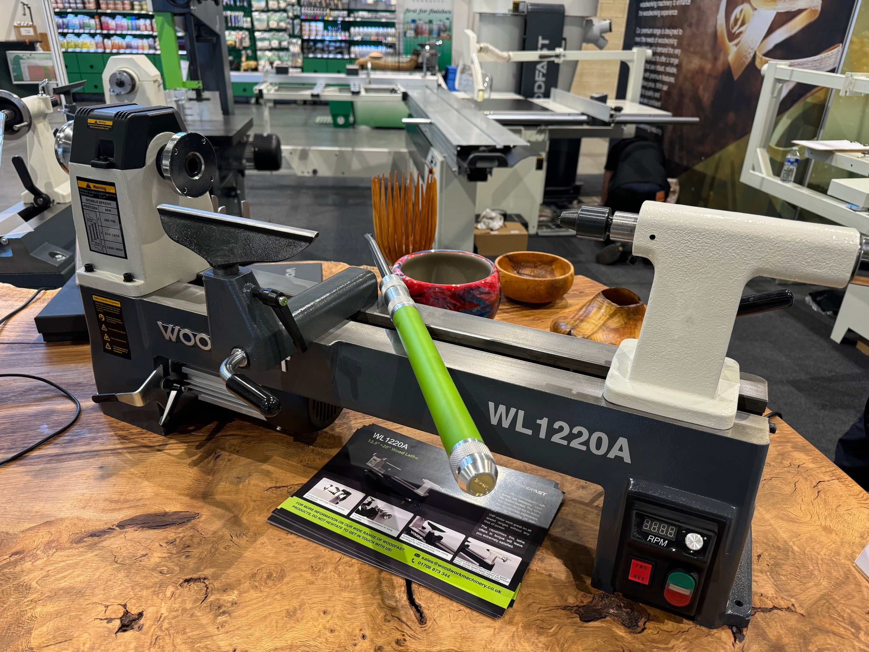 Woodfast WL1220A- Variable Speed Wood turning Lathe