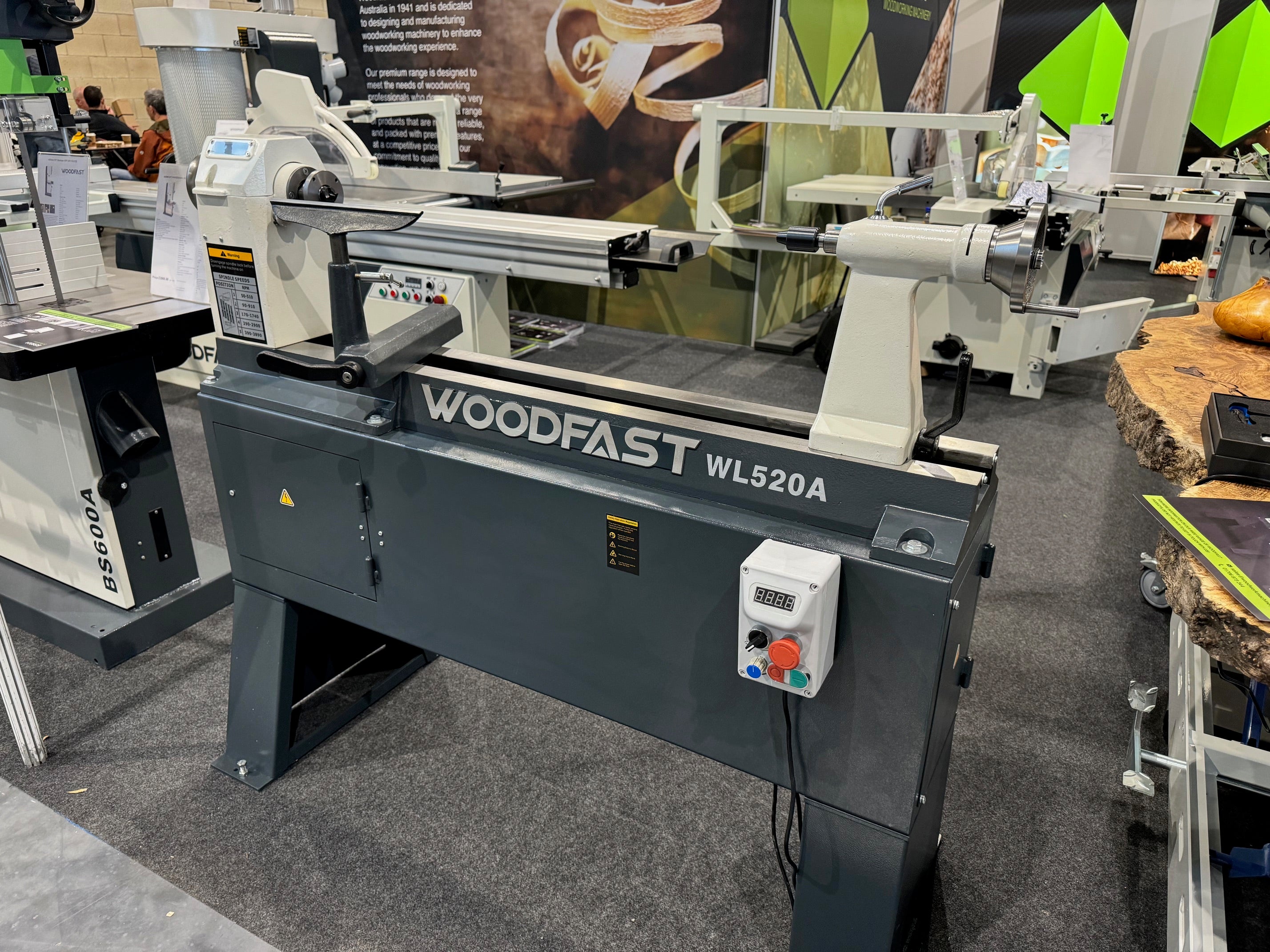 Woodfast WL520A - Heavy Duty Variable Speed Wood turning Lathe
