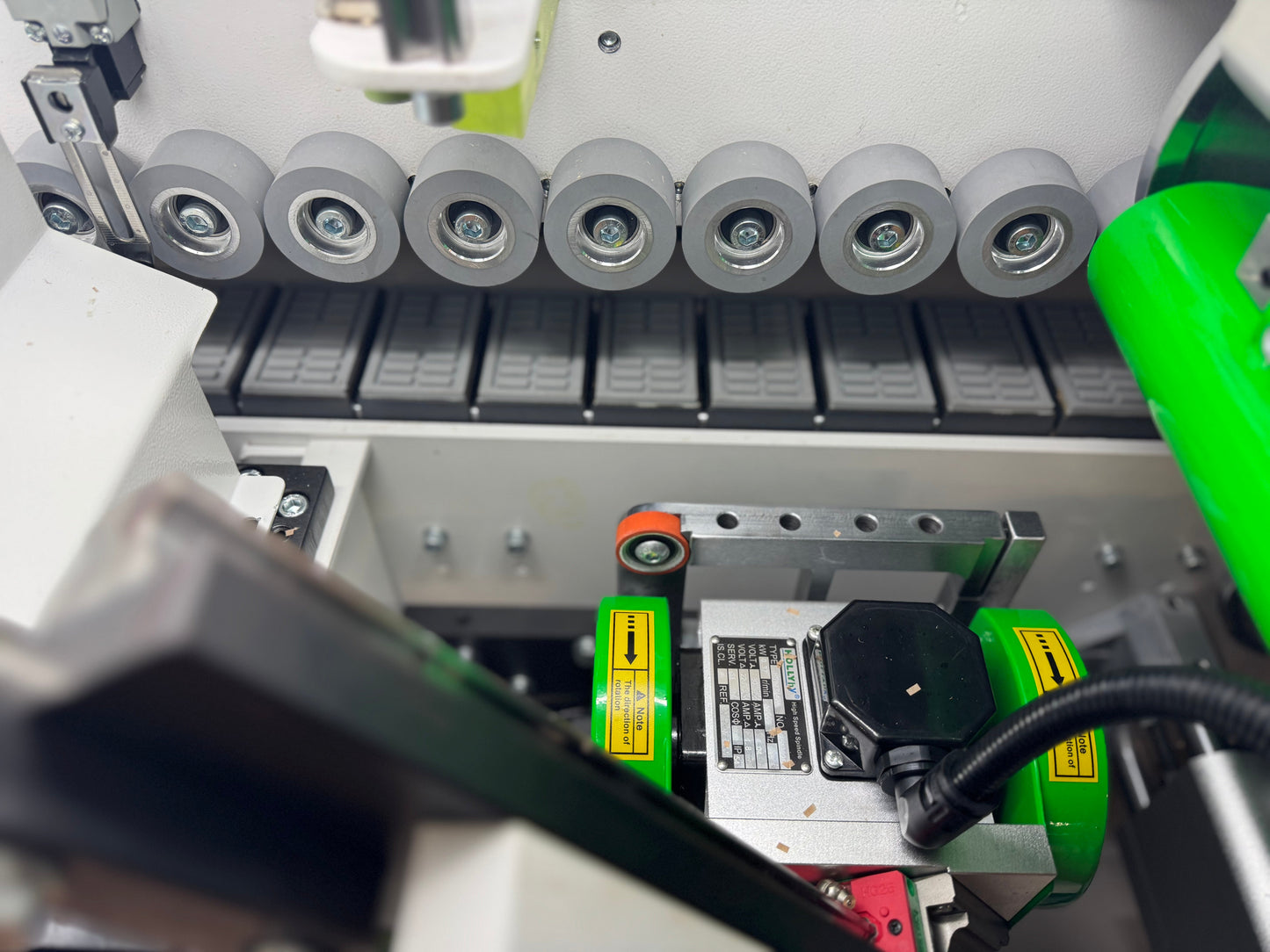 Woodfast EB560 Edgebander with Pre-milling