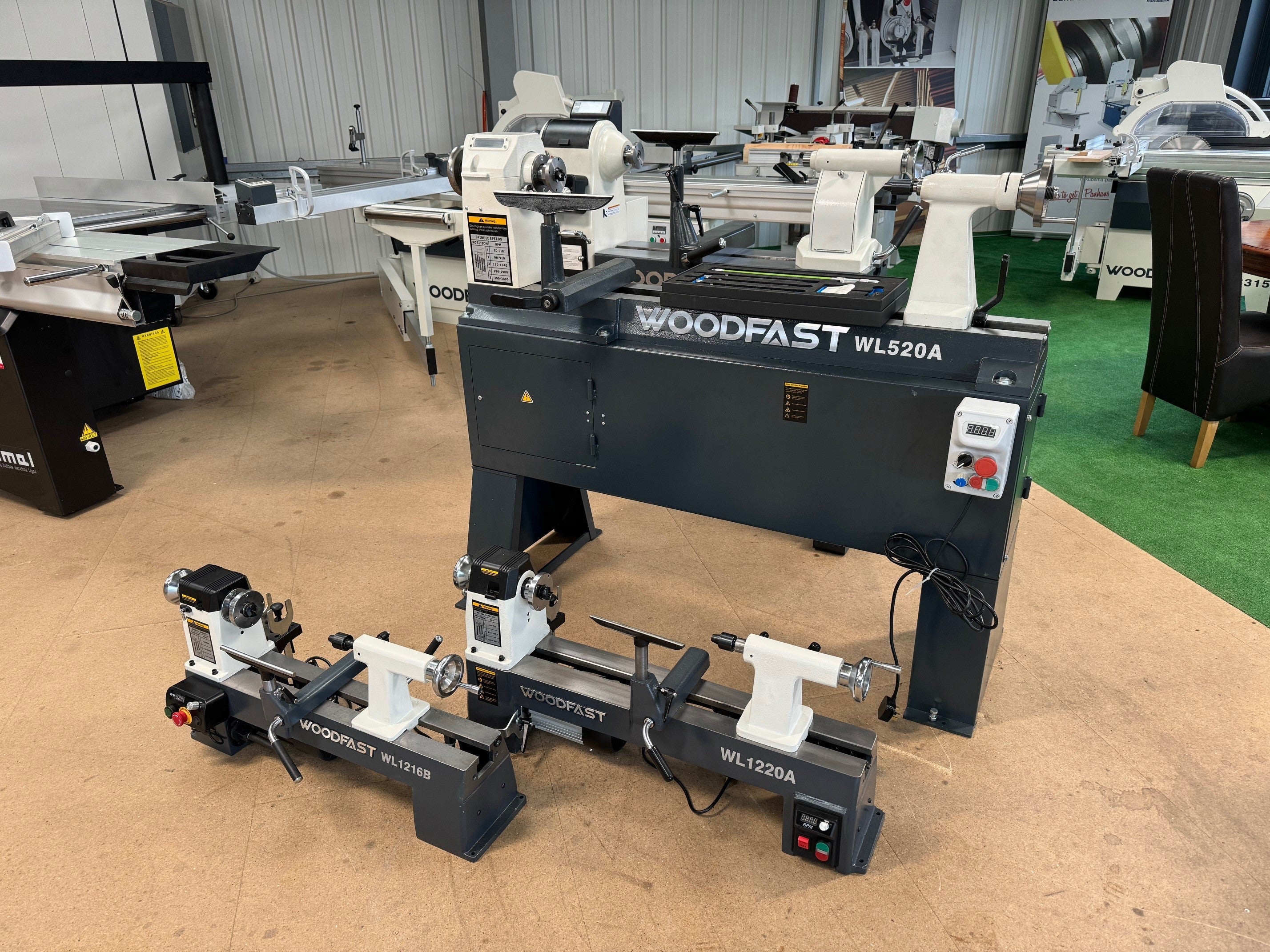 Woodfast WL520A - Heavy Duty Variable Speed Wood turning Lathe